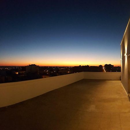 Penthouse Salento - Galatina Apartment Luaran gambar