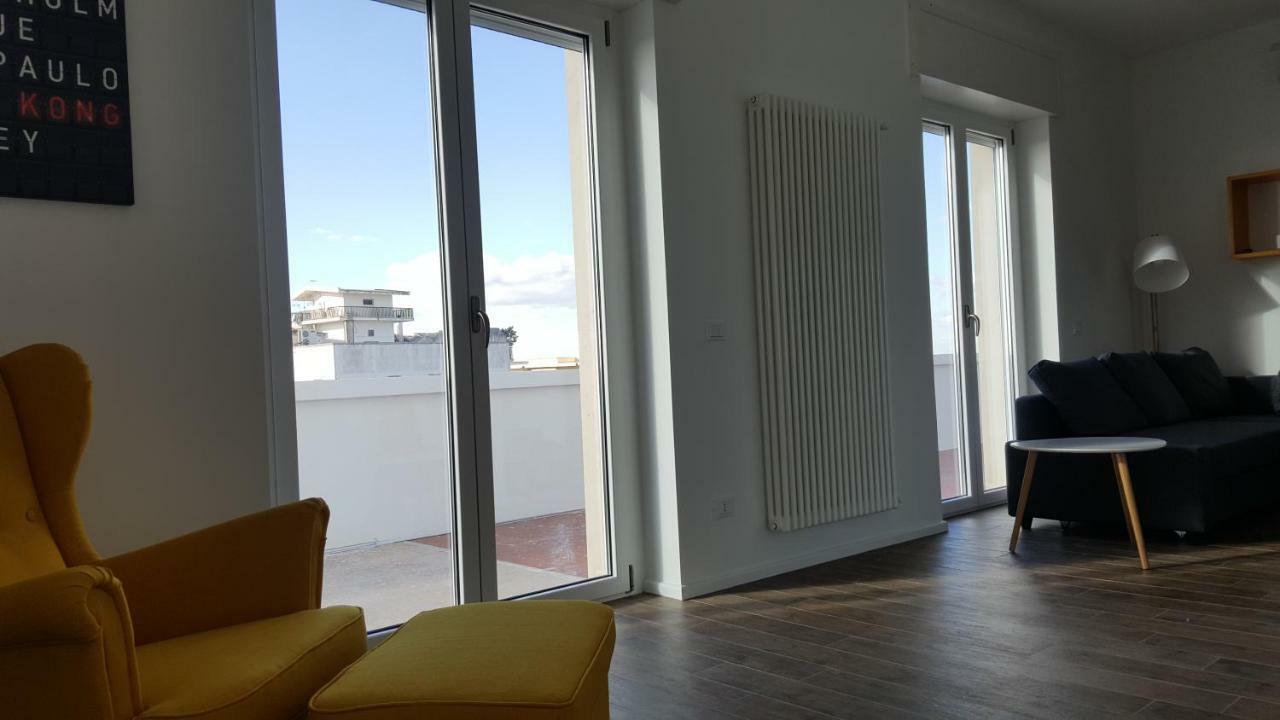 Penthouse Salento - Galatina Apartment Luaran gambar