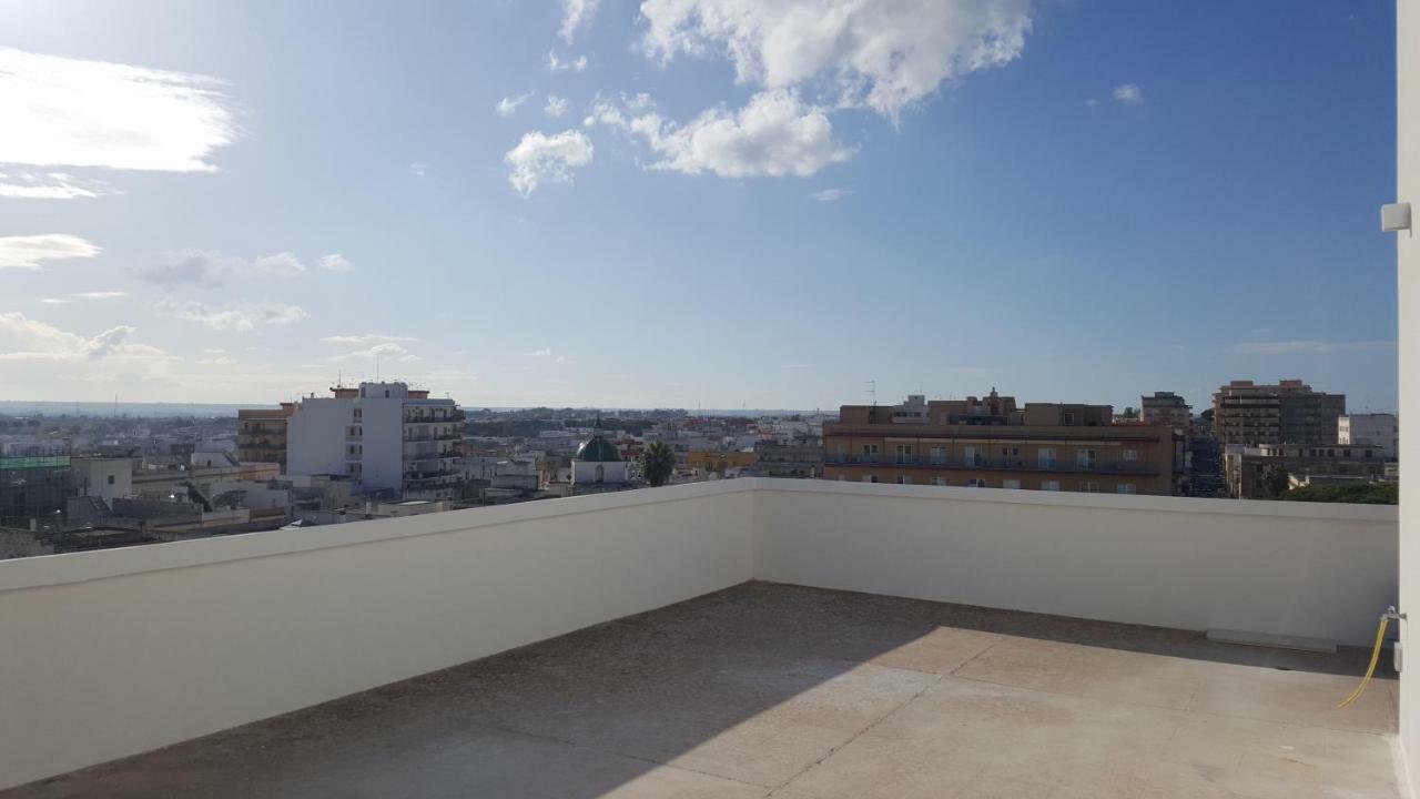 Penthouse Salento - Galatina Apartment Luaran gambar